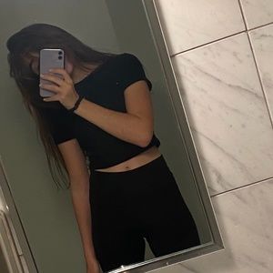 Leggings + T-shirt for yoga
